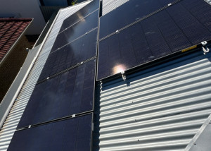 claremont-REC-all-black-panels-solar-installer-Perth