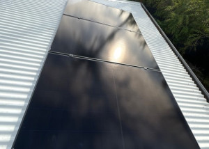 AIKO-all-black-new-panels-solar-install-perth-helena-valley